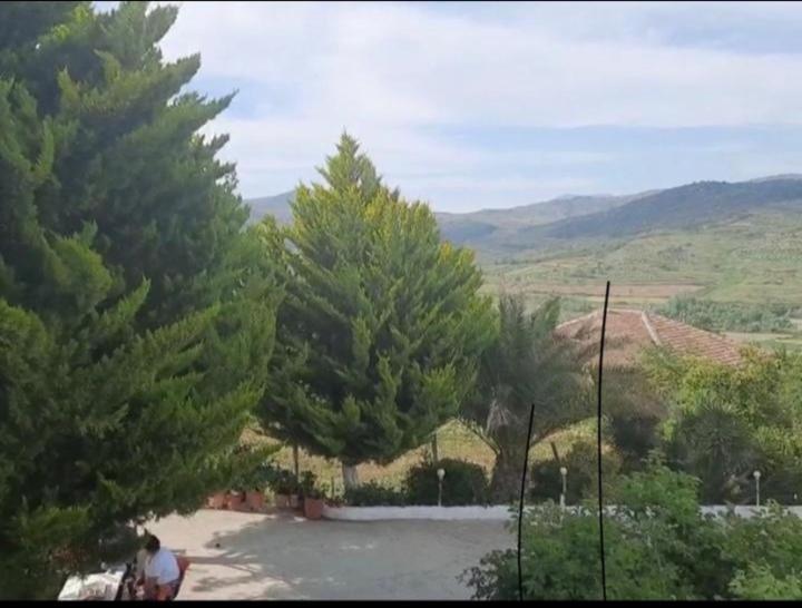 Villa Mukaj Fratar Luaran gambar